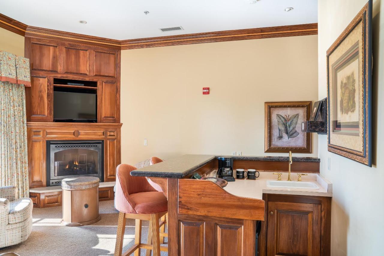 Stock Farm Inn Hopland Екстериор снимка