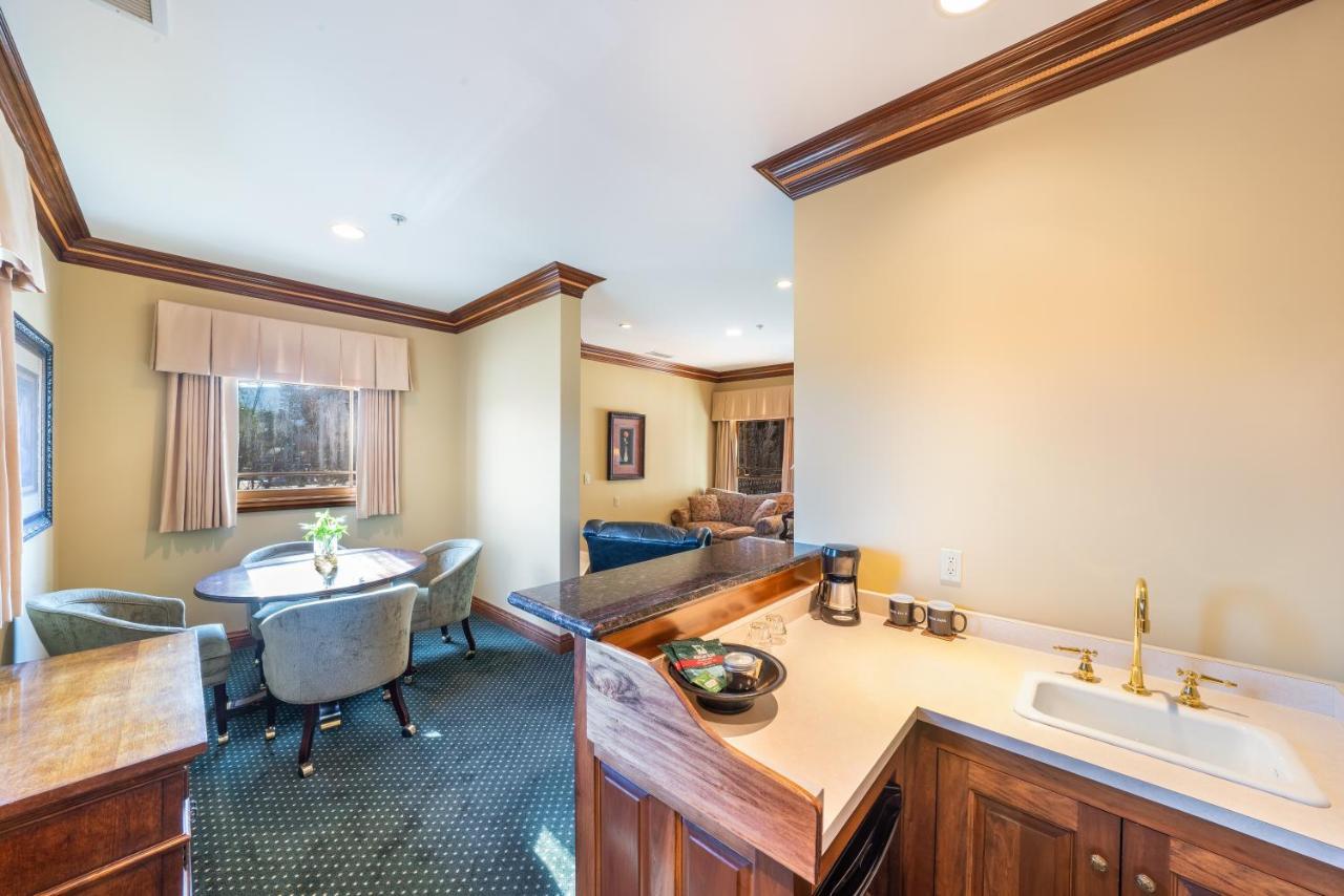 Stock Farm Inn Hopland Екстериор снимка